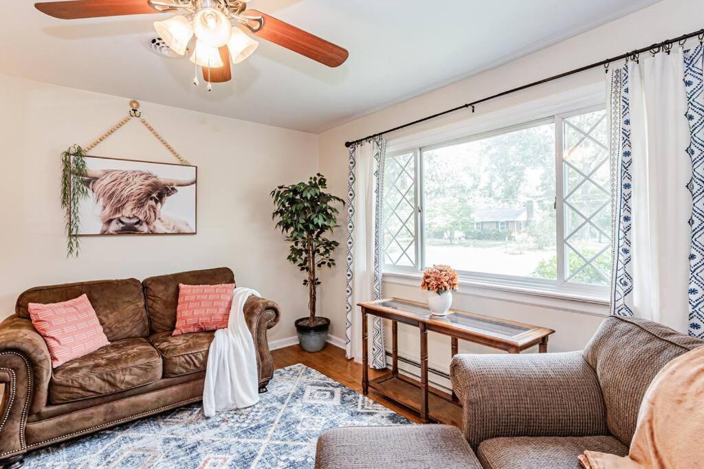 Kelly'S Comfortable Quinton Home Exterior photo